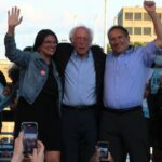 US elections: Bernie Sanders campaigns for Michigan progressives