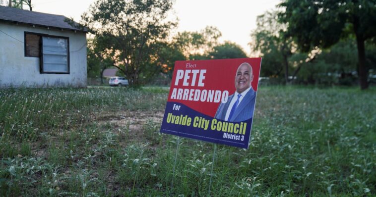 Uvalde schools police chief resigns from City Council