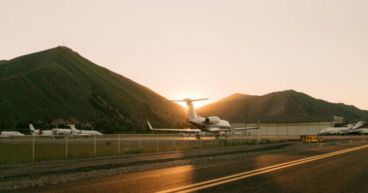 When Private Jets Ferry Billionaires to Small-Town Idaho