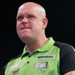 World Matchplay Darts: Michael van Gerwen muddles past Adrian Lewis as Joe Cullen pulls off astonishing 10-2 victory