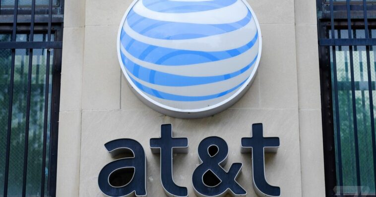 AT&T’s 3G shutdown catches blame for a major election headache in Michigan