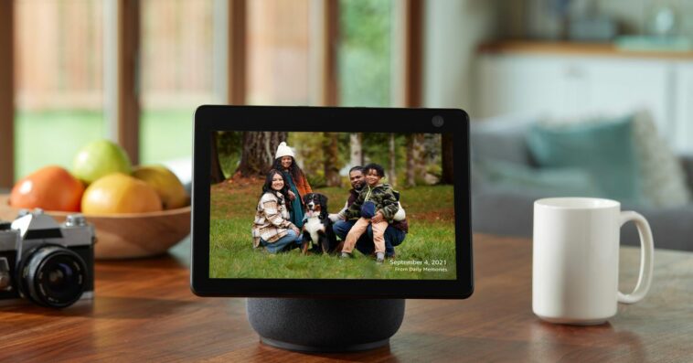 Amazon finally added a good slideshow feature to the Echo Show