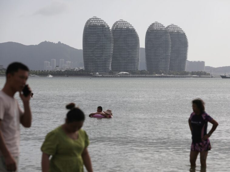 China’s Hawaii promised an escape. Tourists got lockdowns instead