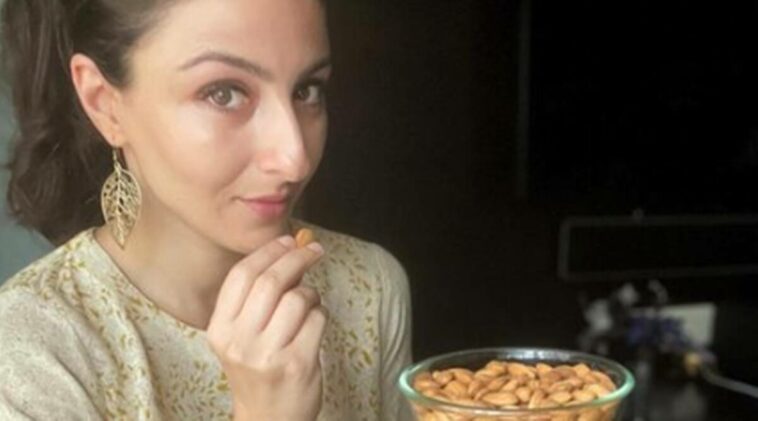 Soha Ali Khan, Soha Ali Khan healthy foods, Soha Ali Khan healthy diet, Soha Ali Khan healthy eating, Soha Ali Khan festive food guide, what to eat during festive season, festive foods, festive season health, indian express news