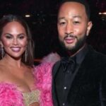 Chrissy Teigen, Chrissy Teigen news, Chrissy Teigen miscarriage, Chrissy Teigen pregnancy, Chrissy Teigen and John Legend, indian express news