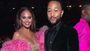 Chrissy Teigen, Chrissy Teigen news, Chrissy Teigen miscarriage, Chrissy Teigen pregnancy, Chrissy Teigen and John Legend, indian express news