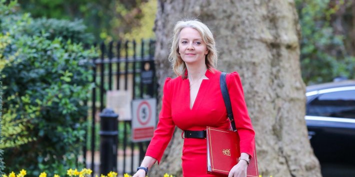 Liz Truss Doubles Down On Tax Cuts Plan To Ease Cost-Of-Living Crisis