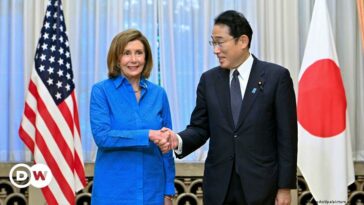 Nancy Pelosi says US won't let China 'isolate' Taiwan