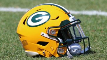 Packers' WRs meet with QBs after Rodgers' rant