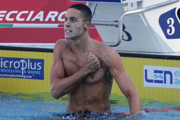 Romanian teen breaks world record in 100 free