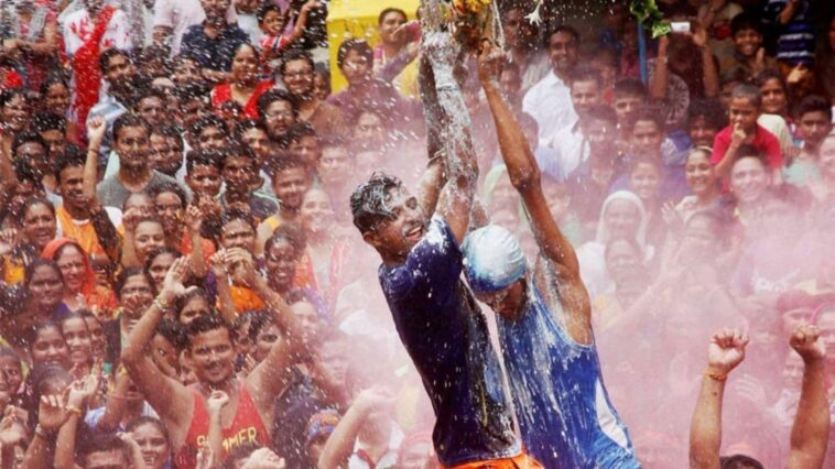 Rs 55 Lakh, Spain Visit: Maha Political Parties Up the Ante for Dahi Handi Winners in Show of Strength