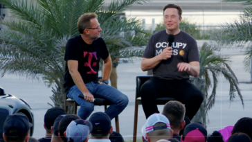 SpaceX and T-Mobile team up to use Starlink satellites to 'end mobile dead zones'