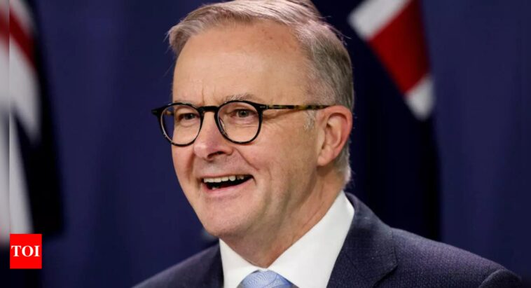 Australia PM says republic not top priority