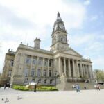 Boltonians invited to proclaim the new King on the steps of the town hall