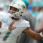 Dolphins build identity with Tua, Tyreek, gutsy playcalling