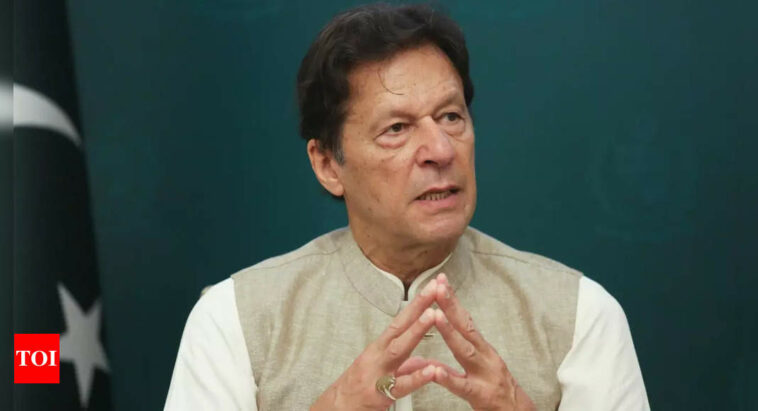 Imran Khan flips on Pak army chief tenure, suggests to extend his term till polls