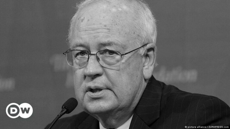 Ken Starr, whose probe led to Clinton impeachment over Lewinsky affair, dies