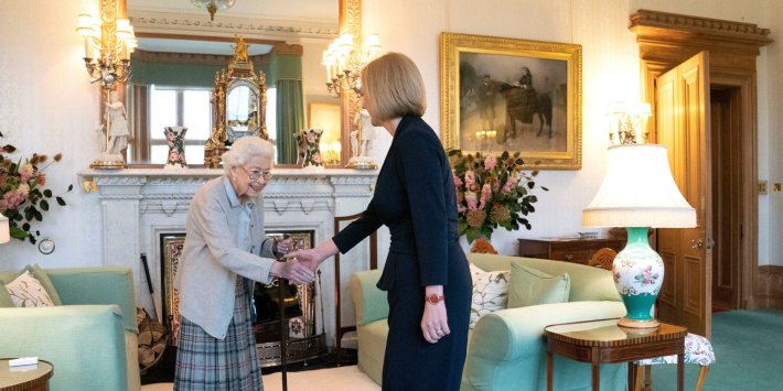 Prime Minister Liz Truss Leads Tributes To Queen Elizabeth, “The Rock On Which Our Country Was Built”