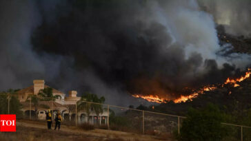 New wildfire spreading in central California mountains