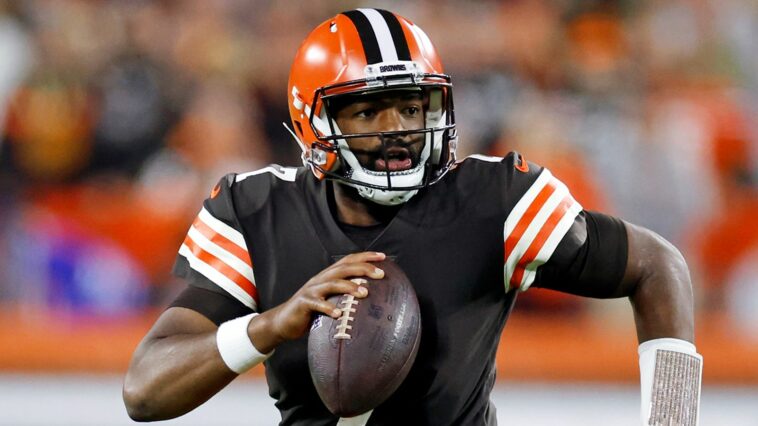 Pittsburgh Steelers 17-29 Cleveland Browns: Jacoby Brissett throws two touchdown passes as Browns beat Steelers after Jets upset