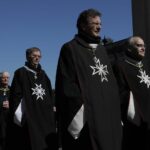 Pope Francis dissolves Knights of Malta leadership, enacts new constitution for sovereign order