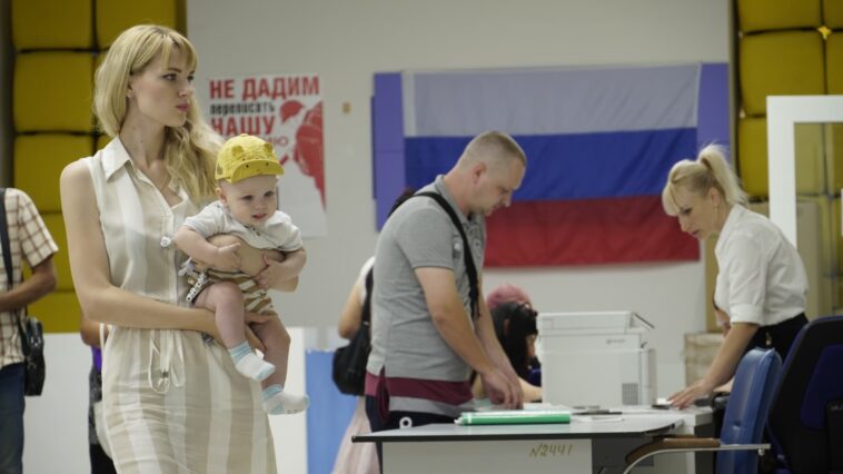 Referendums begin in Russian-occupied regions of Ukraine; Putin's nuclear ultimatum raises risk of disaster