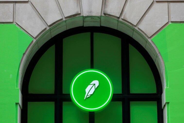 Robinhood, Circle to Allow Customers to Trade Second-Largest Stablecoin USD Coin: All Details