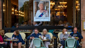 London tourism, tourists in London, Queen Elizabeth II funeral, people taking part in Queen Elizabeth II funeral, royal family fans, guests in London, Queen Elizabeth II fans in London, tourism boost London, indian express news