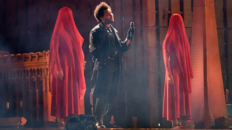 The Weeknd Forced to Cut L.A. Stadium Show Short After Losing His Voice