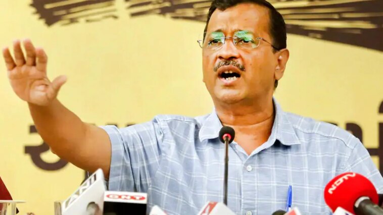 'When BJP Leaders Enjoy Perks, It's Not Freebie...But If Public Does, It's Revdi?' Kejriwal's Attack in Gujarat