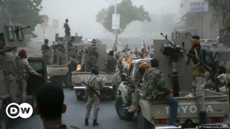 Yemen separatists, al-Qaida fighters clash, 27 reportedly dead