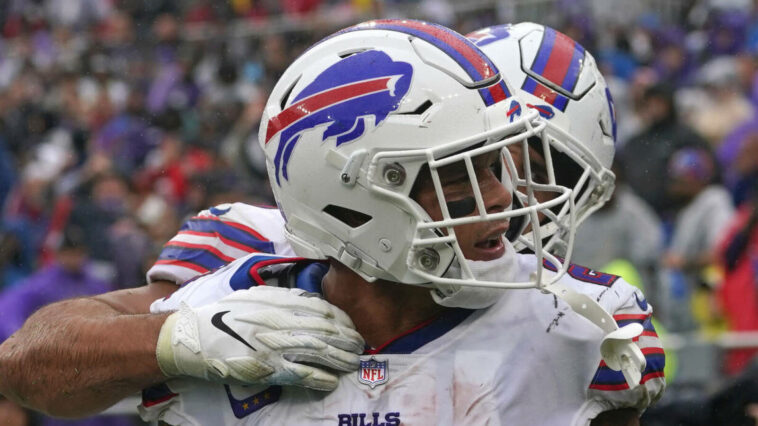 Bills' Jordan Poyer details road trip to Chiefs game, playing with collapsed lung