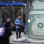 Egypt reaches $3bn IMF loan deal after agreeing to float currency