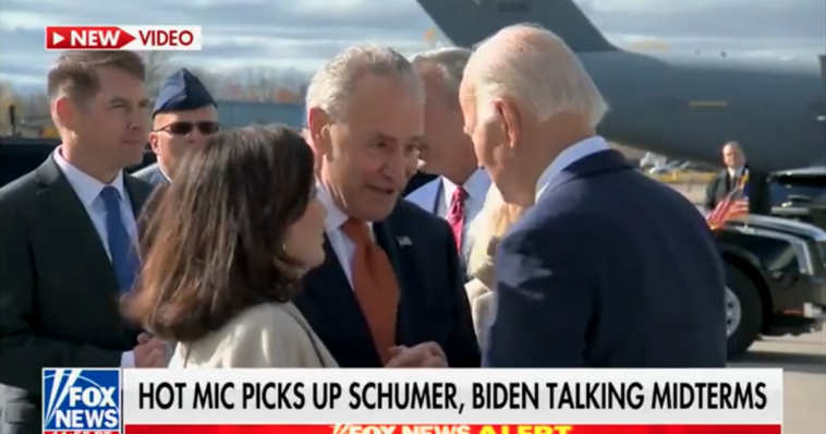 Graban a Chuck Schumer mientras habla con Joe Biden sobre el debate de John Fetterman