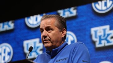 John Calipari offers coal miner's family tickets and VIP treatment