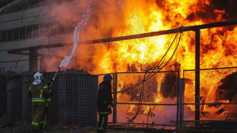 Russian commander admits situation is 'tense' in Ukraine; mass evacuation begins from occupied Kherson