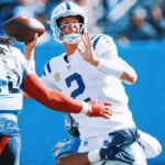 Titans defense overwhelms Colts to remain atop AFC South