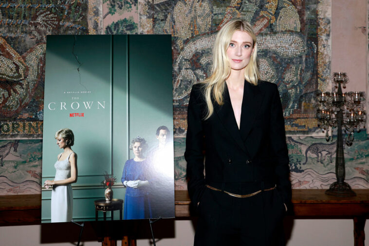 Elizabeth Debicki Dons Stella McCartney Jumpsuit for ‘The Crown’ SAG Nomination Event