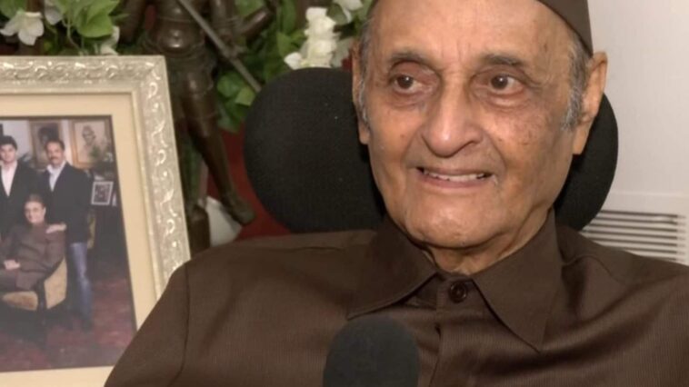 Karan Singh Hits Back at Jairam Ramesh Over 'Unsavoury Remarks' Against Father