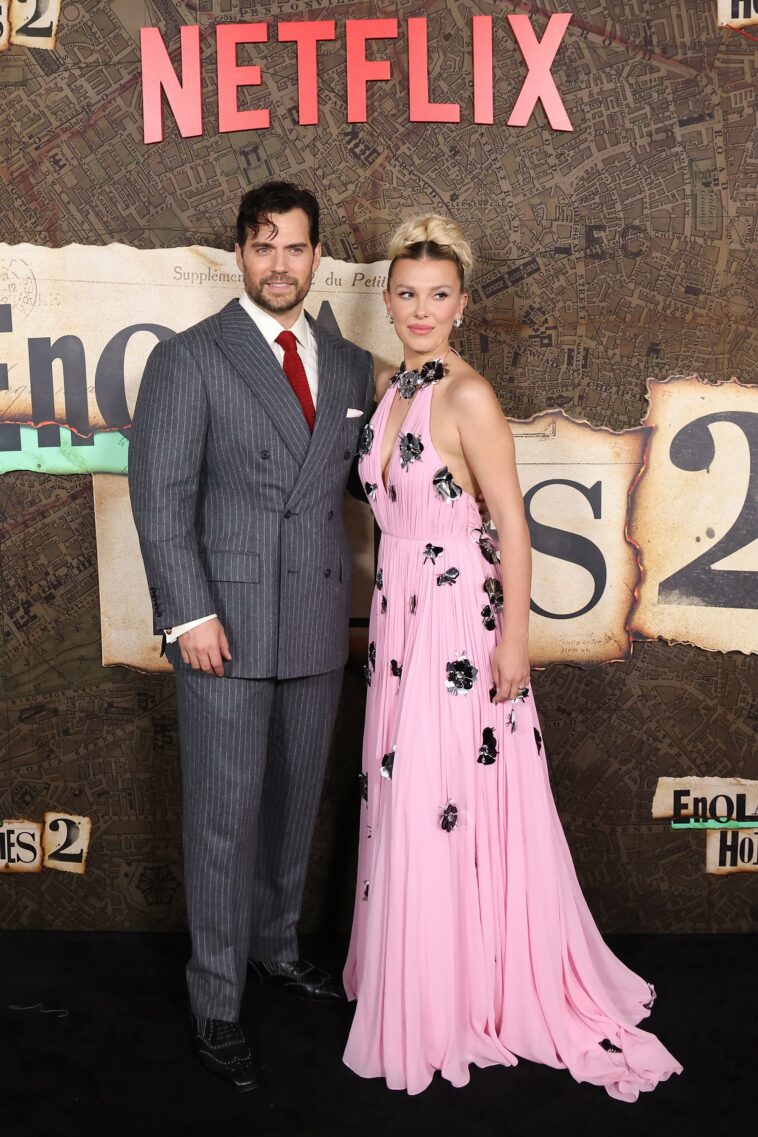 NEW YORK, NEW YORK - OCTOBER 27: Henry Cavill and Millie Bobby Brown attend the world premiere of Netflix's