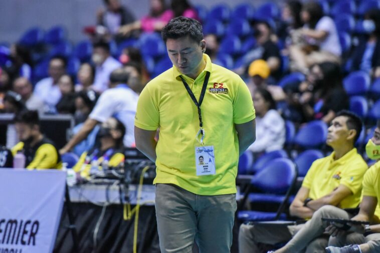 F2 Logistics' coach Benson Bocboc. –PVL PHOTO