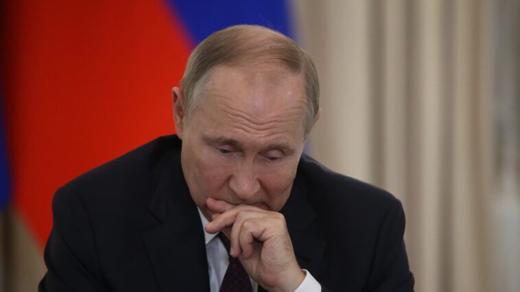 Russia's economic decline deepens; Putin warns Moscow could pull out of grain deal again