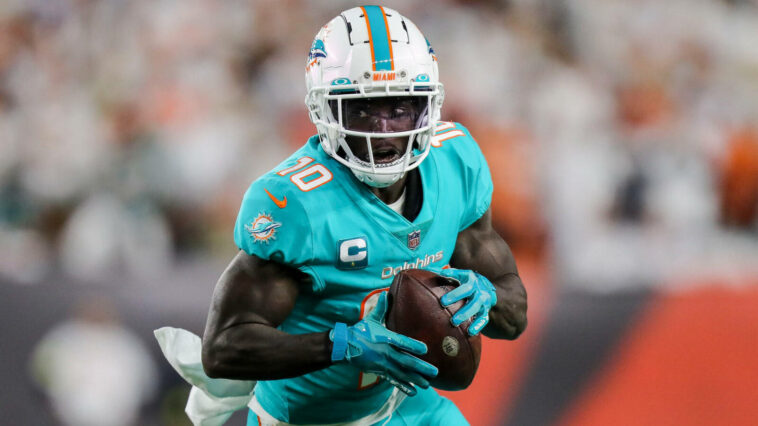 Three Dolphins named PFF Midseason All-Pros