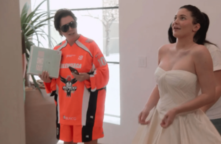 While Trying On Gowns For The Met Gala 2022, Kylie Jenner Quipped About Marriage