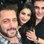 Raveena Tandon shares inside pictures from a celebration with Salman Khan and Arbaaz Khan