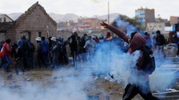 At least 17 dead in anti-government protests in southern Peru