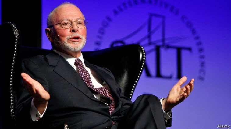 2CND110 Paul Singer, founder, CEO, and co-chief investment officer for Elliott Management Corporation, speaks during the Skybridge Alternatives (SALT) Conference in Las Vegas, Nevada May, 9, 2012. REUTERS/Steve Marcus/File Photo