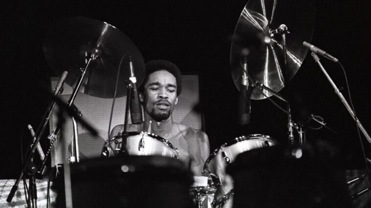 Fred White, Drummer of Earth, Wind & Fire, Dies at 67