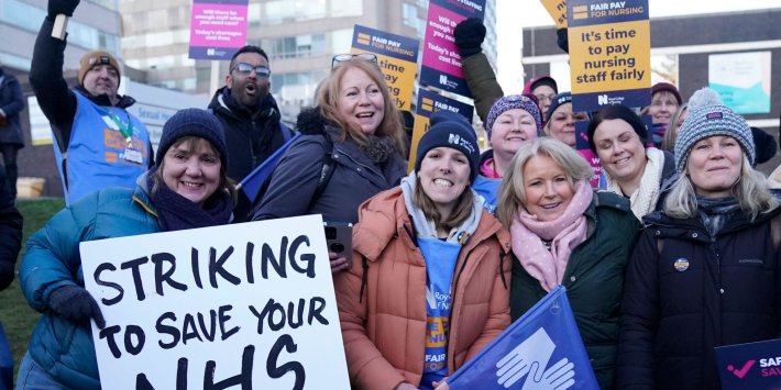 NHS Nurses “Angry” At Health Secretary’s Claim That Pay Rises Could Cut Patient Care