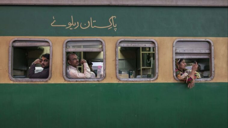 Pakistan taps Chinese credit for railway upgrade despite debt crisis